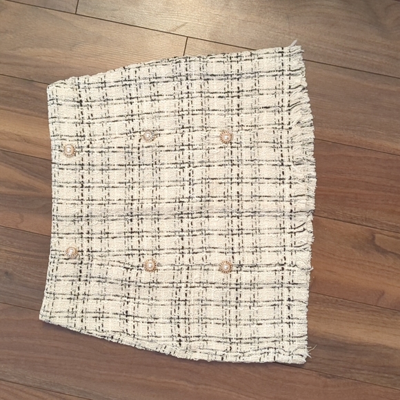 2 PC outfit tweed skirt and top - Picture 5 of 8